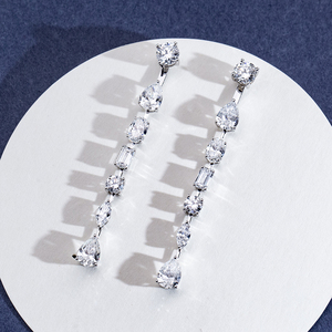 Boucles d'oreilles en or jaune 18 carats avec diamants de forme fantaisie Messi Jewelry MSE-850 pour femmes - Product Image 1