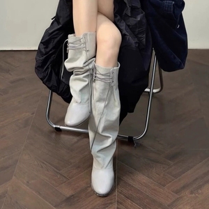 Bottes hautes pour femmes, boutons métalliques personnalisés de haute qualité, tige plissée ample, lacets, bottes longues et amples, bottes hautes jusqu'au genou - Product Image 3