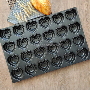 Nhà Máy Sản Xuất Sản Phẩm Mới Bán Buôn Tùy Chỉnh Không Dính Trái Tim Trái Tim Bánh Khuôn Khay Nướng - Product Image 2