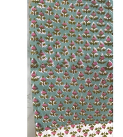 Tissu en coton imprimé à la main à motifs floraux rose aqua avec bordure pour robe, costume, dupatta, vêtements de maison, vêtements de fête, vêtements décontractés
