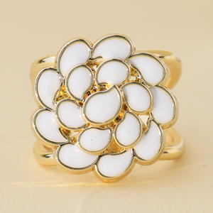 法国复古空姐方形真丝围巾配珍珠合金扣和餐巾戒指服装配件 - Product Image 6