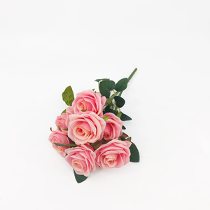 Prix d'usine Nouveau design 7 têtes de rose artificielle en soie et bouquet de fausses roses colorées pour la décoration de mariage et d'événements - Product Image 5