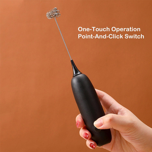 Biểu Tượng Tùy Chỉnh Mini Cà Phê Frother Thép Không Gỉ Bọt Nhà Sản Xuất Matcha Whisk Pin Hoạt Động Xách Tay Điện Sữa Frother Cầm Tay - Product Image 3