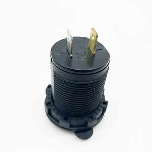 Enchufe de cargador de coche de grado marino 12V 24V PD QC3.0 cargador rápido impermeable puertos <span class=keywords><strong>USB</strong></span> duales para teléfonos tabletas - Product Image 4