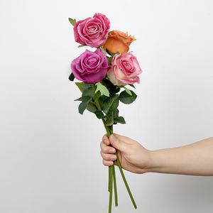 Rosas Artificiales de PU en Tonos de Ensueño al por Mayor con Tacto Real y Soporte para Colores Personalizados, Perfectas para Decoración de Bodas y Hogar - Product Image 2