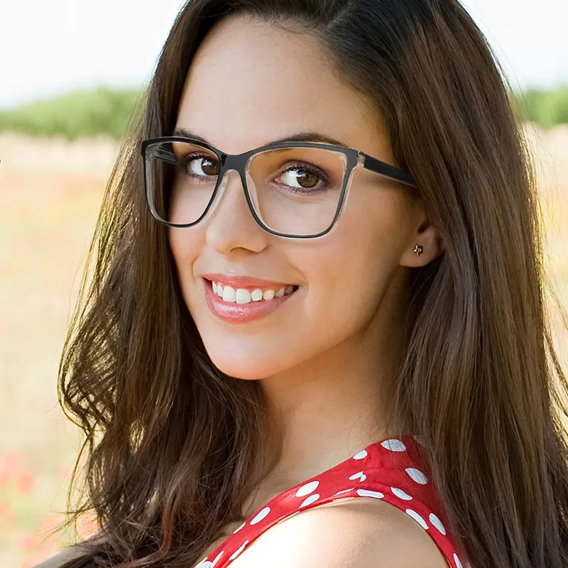 نموذج 2015 أحدث مكافحة الأزرق مرشح ضوء الكمبيوتر بلينغ العين نظارات النظارات النظارات البصرية إطارات للفتيات