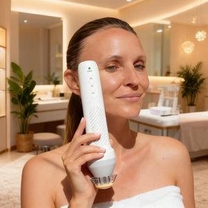 3 In 1 Co2 Zuurstof Bubble Gezichtsapparaat Voor Huid Exfoliatie Diepe Reiniging Draagbare Thuisgebruik - Product Image 3