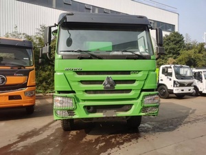 Camión de Succión y Drenaje Sinotruk HOWO, Manual, Diésel, 20cbm, Euro 3, 251-350HP, Eje Trasero Doble - Product Image 2