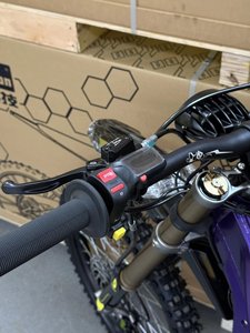 2025 Nueva motocicleta todoterreno China LBX 8000W bicicleta de cross de alta velocidad para adultos Surround Light Bee X Sur <span class=keywords><strong>Ron</strong></span> Motos eléctricas - Product Image 6