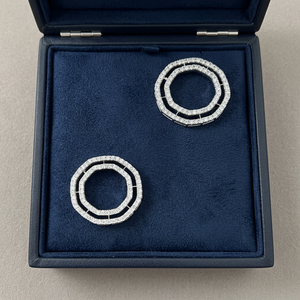 Boucles d'oreilles modernes à double ligne de diamants ronds, 2,25 carats de diamants naturels, or blanc 14 carats, provenant d'un fournisseur de bijoux indien - Product Image 1