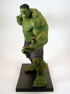 Statue in resina di personaggi dei film <span class=keywords><strong>Marvel</strong></span> a grandezza naturale: Iron Man, Spider-Man, <span class=keywords><strong>Hulk</strong></span>, molto richieste per decorazioni commerciali e stradali. - Product Image 6