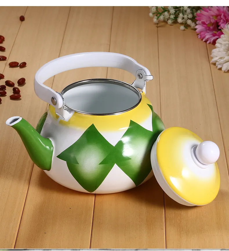 Чайник с эмалью и логотипом на заказ в винтажном стиле