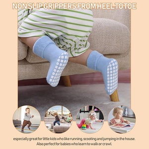 Однотонные очень мягкие удобные детские теплые хлопковые носки для мальчиков и девочек С нескользящими захватами - Product Image 2