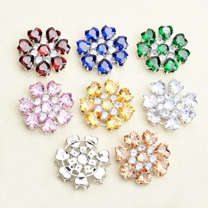 Fivela de Strass de Cristal Zircônia Coração Brilhante com Base Plana, Acessório de Alta Qualidade para Broche de Terno Formal, Jaqueta, Sapatos e Bolsas DIY - Product Image 1