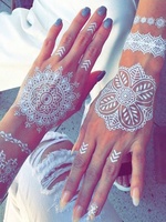 Tatouage autocollant temporaire en dentelle, pour femmes et filles, collier de bras d'art corporel, fleur, pochoir de mariage indien Sexy, Henna, 1 pièce