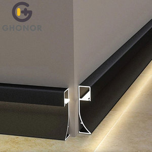 Черный анодированный алюминиевый светящийся плинтус 80 мм с подсветкой - Product Image 1