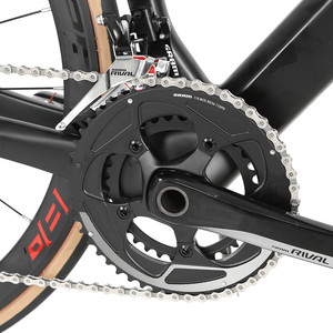 <span class=keywords><strong>Bicicletta</strong></span> da Corsa di Alta Qualità in Fibra di Carbonio con Cavi Integrati, Perno Passante e Freno <span class=keywords><strong>a</strong></span> Disco - Product Image 6
