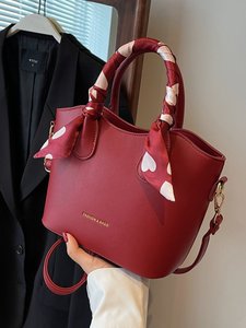 Red Bag 2026 New Style Women's Bag Popular and Versatile Crossbody Bag Wedding <b>Bride</b> Bag <b>Handbag</b> - Product Image 4