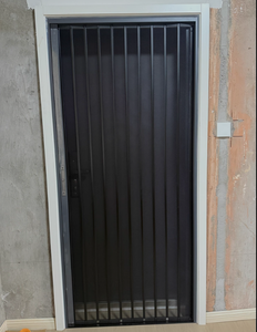 Moustiquaire moderne pour fenêtre à battant avec kit de fixation, série 40, ignifuge et accessoires anti-insectes pour cloison. - Product Image 3