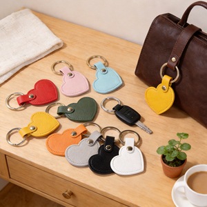 Dégage un sentiment de design haut de gamme. Le pendentif porte-clés en forme de cœur est créatif et coloré, un <span class=keywords><strong>sac</strong></span> frais et original avec un porte-clés. - Product Image 1