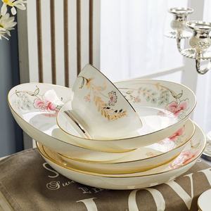Service de table en porcelaine, céramique, 70 pièces, vaisselle européenne luxueuse, coffret cadeau, minimalistes, cadeaux, logo personnalisé - Product Image 4