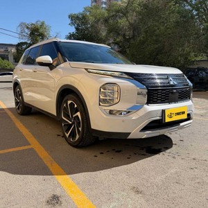 GAC Mitsubishi <span class=keywords><strong>Outlander</strong></span> 2025 2024 <span class=keywords><strong>2023</strong></span> Autos Usados de 7 Plazas 1.5T 48V Híbrido Suave SUV Compacto con Techo Panorámico Universal - Product Image 3