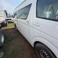 Mini-bus diesel 14 places à conduite à droite, nouveau, à prix réduit, avec toit surélevé, idéal pour le transport public local
