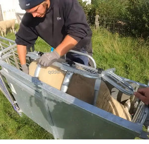 แท่นยึดแกะแพะแบบปรับได้สำหรับ 1 คน ใช้งานง่าย ผลิตจากเหล็กชุบสังกะสี - Product Image 6