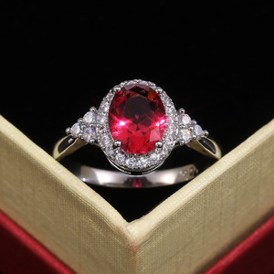 Đồ Trang Sức Lớn Màu Đỏ Hình Bầu Dục Đá Quý Vòng Sáng Lãng Mạn <span class=keywords><strong>Ruby</strong></span> CZ Nhẫn Ra mắt Cô Gái Phụ Nữ Đẹp Màu Đỏ Zircon Nhẫn Cô Gái - Product Image 2