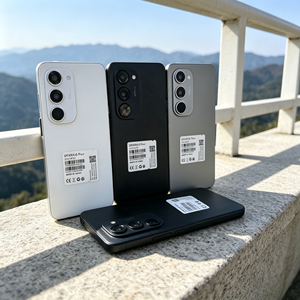 Spark 40 รุ่นปลดล็อค ขายดี 16G+1TB หน้าจอ 7.0 นิ้ว ระบบ Android 15 รองรับ 5G สมาร์ทโฟน Android พร้อมหน่วยประมวลผลสิบคอร์ ความคมชัดสูง - Product Image 1