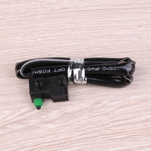 Capteur de lumière de frein à micro-interrupteur pour maître-<span class=keywords><strong>cylindre</strong></span> de frein de rechange, compatible avec <span class=keywords><strong>Ducati</strong></span> Panigale 955/1000 Streetfighter Multistrada 1000 - Product Image 5