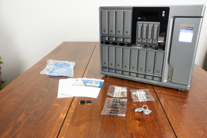 Servidor NAS QNAP TVS-H1688X Tower 16, Servidor de Red de Gran Capacidad con Seis Núcleos - Product Image 2