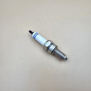 หัวเทียนประสิทธิภาพสูงรุ่นใหม่สำหรับรถสามล้อ/มอเตอร์ไซค์ UR4DC R6 (หมายเลข 643367) สำหรับเครื่องยนต์ยามาฮ่า/บาจาจ/  ผลิตจากโลหะผสมนิกเกิล ขนาด 12.7x16 มม. - Product Image 3