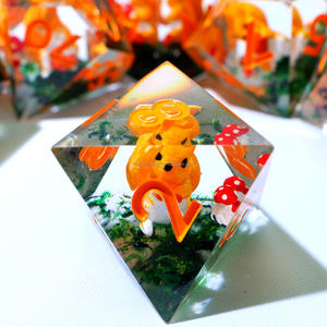 Jeu de dés polyédriques du MDN de la forêt lunatique-Ensemble en résine avec écureuil et champignons pour jeux de rôle donjons et dragons-Écureuil - Product Image 6