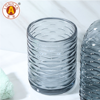 Ensemble de 3 accessoires de salle de bain de luxe en verre : distributeur de savon, gobelet et plat ovale pour la décoration de la salle de bain d'hôtel, vente en gros
