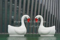 Modèle publicitaire de modèle de cygne blanc d'oie géante gonflable