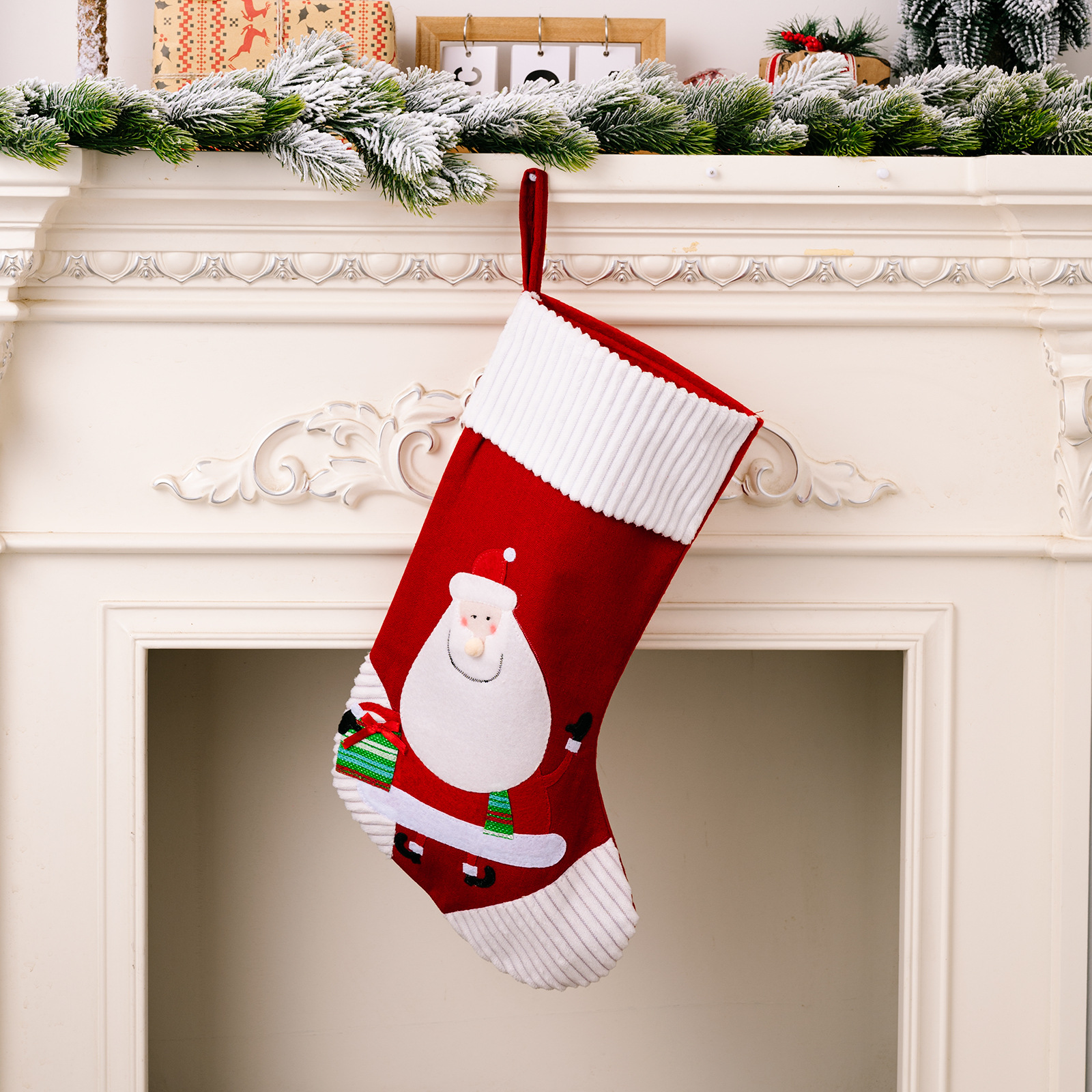 Père Noël rouge 2