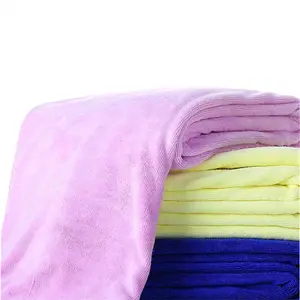 Hot Sale 70 x 140 cm Women Jacquard Green Super Absorbent Soft Weft Knitting Large Microfiber Bath Towel in 70 x 140 cm