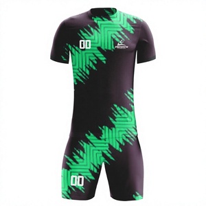 Ensemble de maillots et pantalons de football personnalisés prêts à être expédiés - 100% polyester, impression numérique, manches courtes, taille élastique, unisexe adulte, OEM/ODM privé - Product Image 1