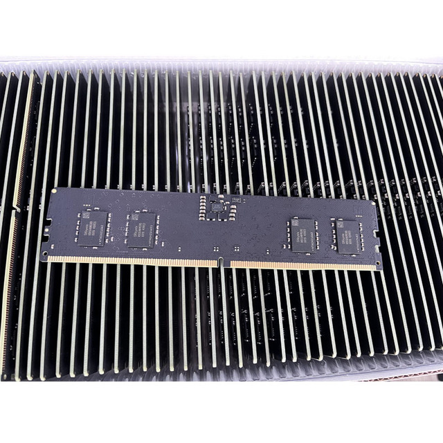 Professional DDR3 DDR4 DDR5 RGB RAM Memory Modules 4GB 8GB 16GB for Desktop ECC Function Stock Products