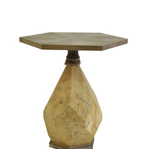 Table basse en bois durable et portable de style rustique géométrique pour salon - Product Image 1