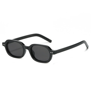 Custom Logo Wholesale 2025 Small Frame Sunglasses Oval Shape Minimalist Chic Unisex Fashion Sun Glasses UV400 Blocking