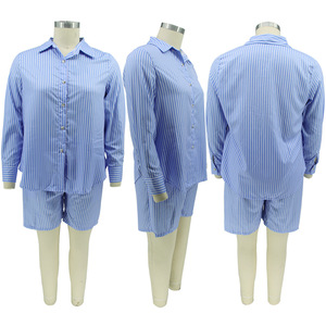 2022 Neuheiten Sommer Damen bekleidung Plus Size Shirt Gestreifter Druck Lose 2-teiliges Set Damen Shorts Set - Product Image 3