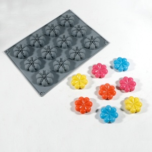 <b>Silicone</b> Cake Mold 12-Connected Petal Shape Mold <b>Baking</b> Cake Mold DIY Decoration Mold - Product Image 4