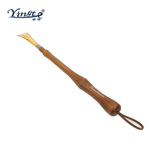 Yinste - Calzador de madera con mango largo para uso doméstico, mujeres embarazadas y personas mayores - Product Image 1