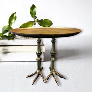 Nouveau Bougeoir Haut de Gamme Unique en Aluminium Fait Main avec Finition Or Antique et Base Pieds d'Oiseau pour Mariages et Noël - Product Image 1