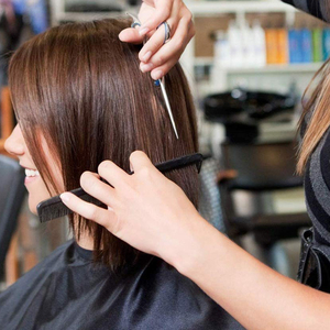 Ciseaux de coiffure professionnels en acier inoxydable à pointe arrondie, outil de barbier avec repose-doigts réglable en plastique - Product Image 6