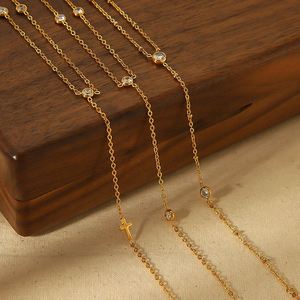 Cadena de tobillo clásica de varias capas con cuerda y trompeta chapada en oro PVD de 18 quilates, impermeable y antideslustre. - Product Image 2