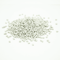 Granulés de HIPS recyclé, masterbatch de carbonate de calcium, haute résistance aux chocs, en forme de grain de riz, pour le soufflage de sacs plastiques
