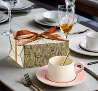 Ensemble tasse et soucoupe à café en céramique de style américain rétro, tasse à thé esthétique de haute qualité pour femmes, coffret cadeau avec logo personnalisé disponible